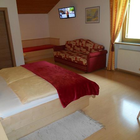 Berghotel Plagoett San Valentino alla Muta Pokoj fotografie